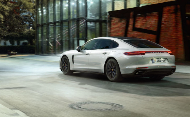 porsche-panamera-arriere-sandpacri